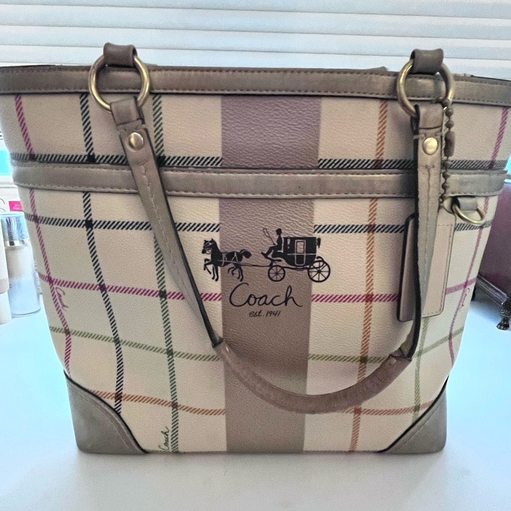 Coach shoulder bag
